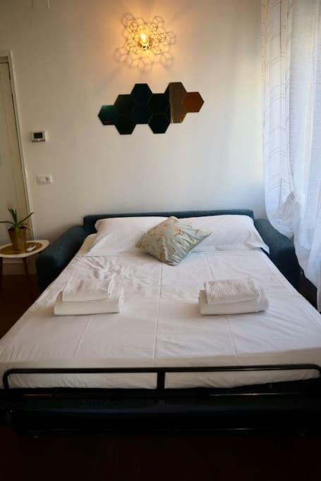 Santa Maria Novella - Golden Lily Florence, City Center Apartment Eksteriør bilde